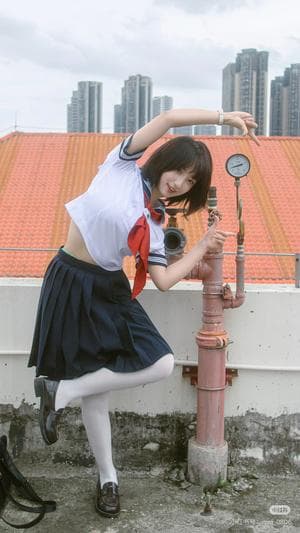 Balanced look of vintage school girl - 5