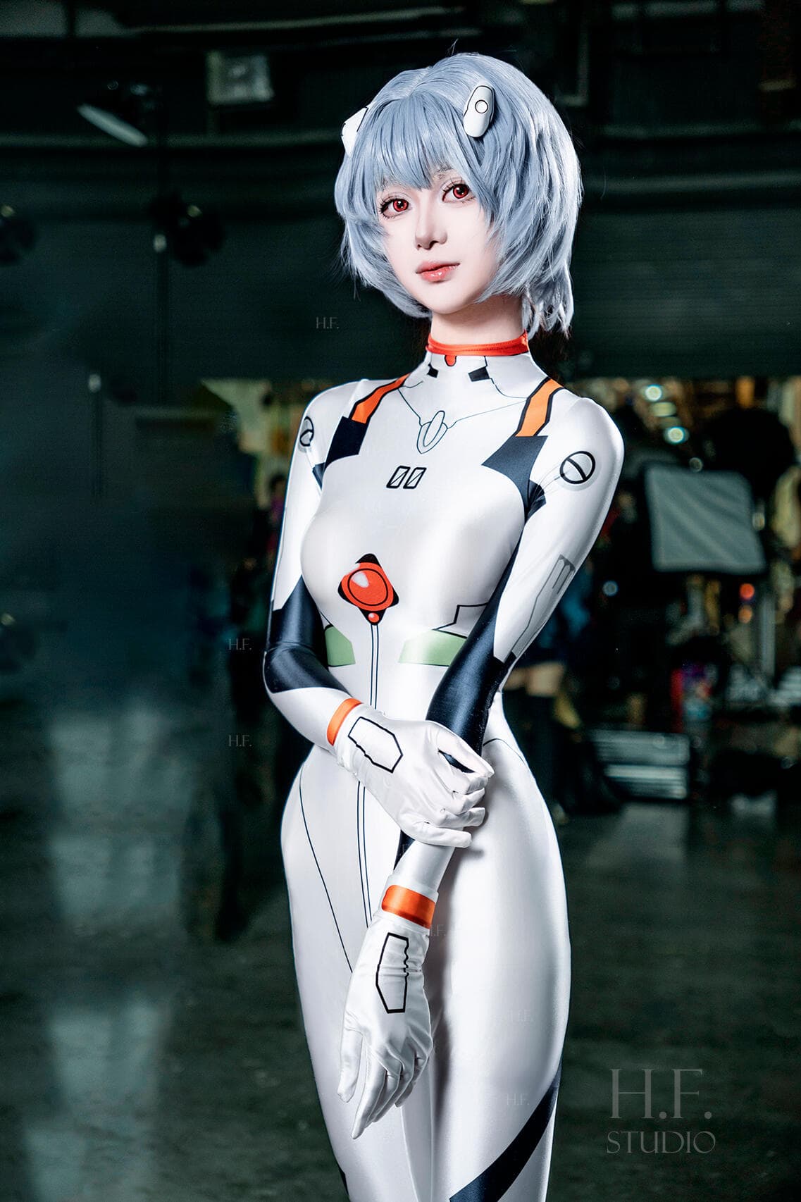 rei ayanami in her plug suit - 7