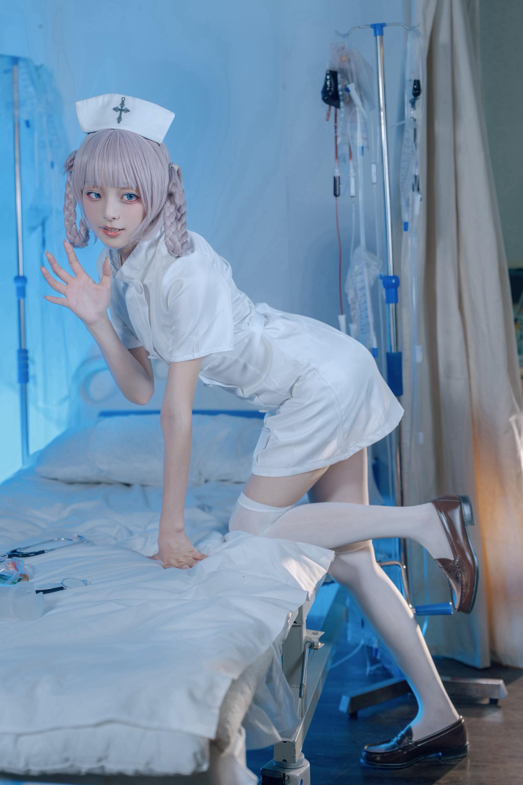 nurse taking care of all patients - 2