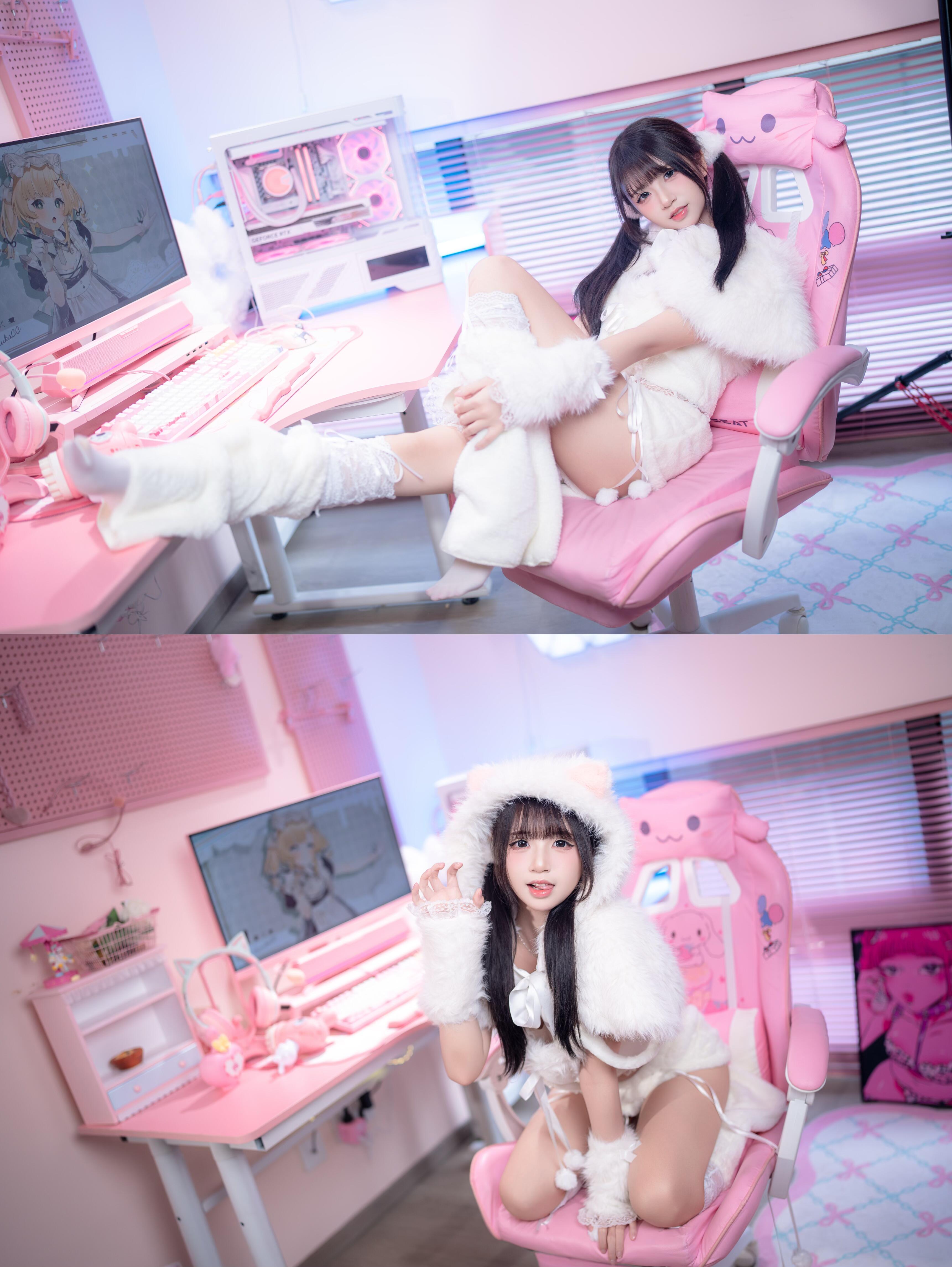 cutie waiting the in bedroom - 2