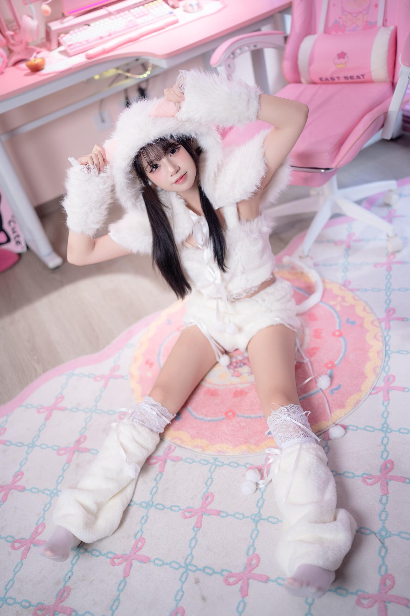 cutie waiting the in bedroom - 6