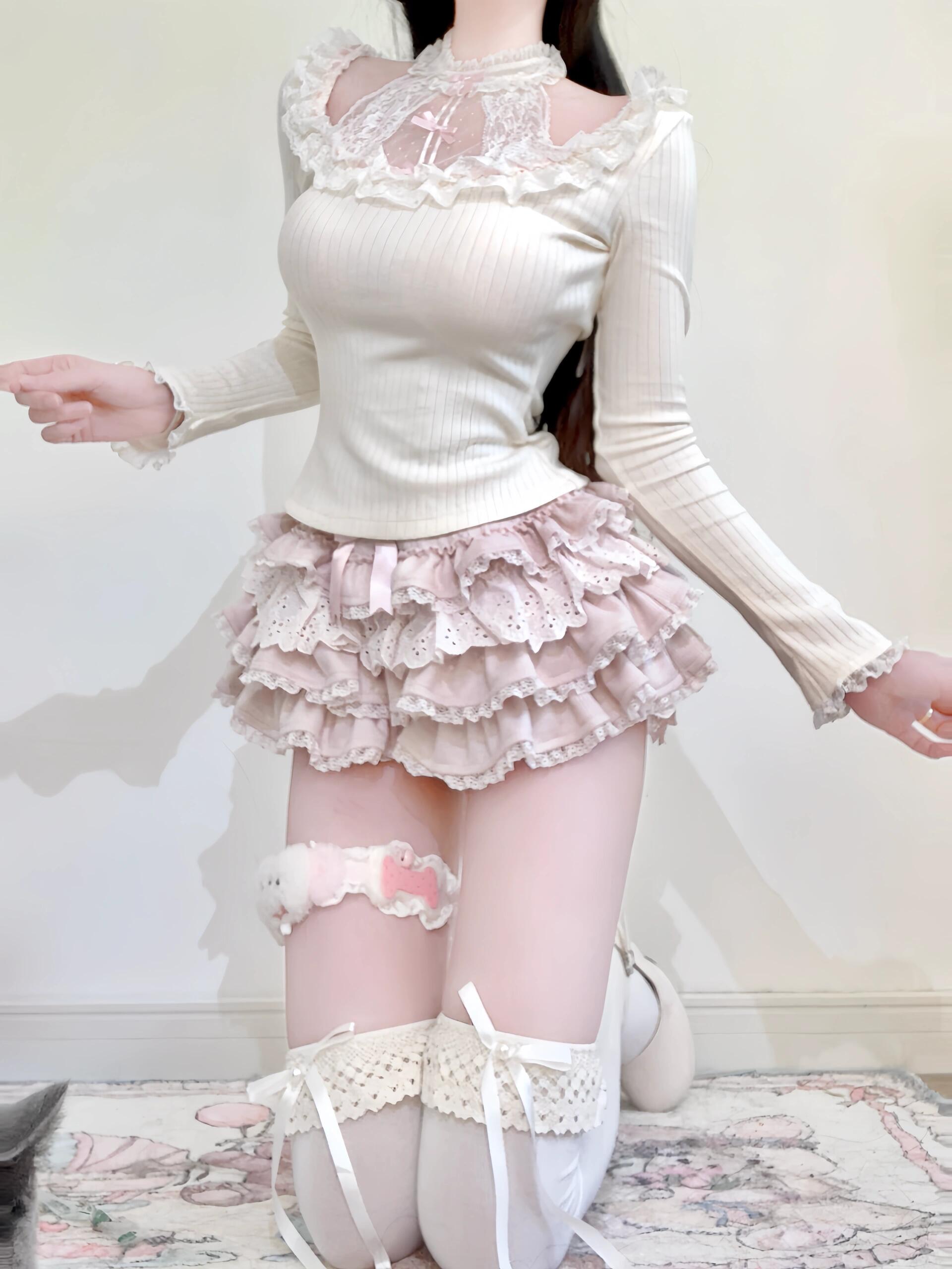 a maid can do anything - 1