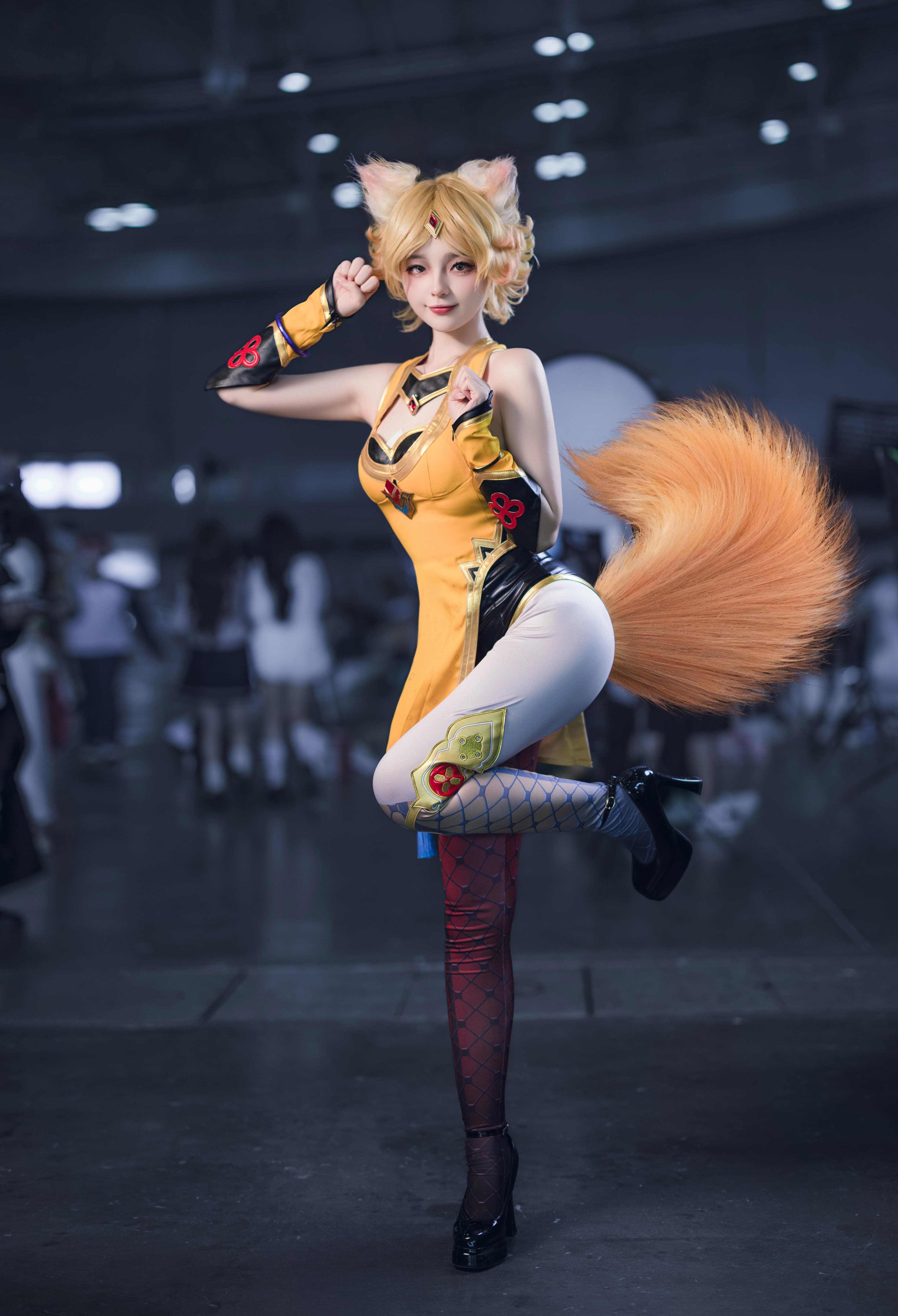 Daji's white thigh-highs wrap around perfectly... One look and you'll be completely under her spell 🔮 - 4