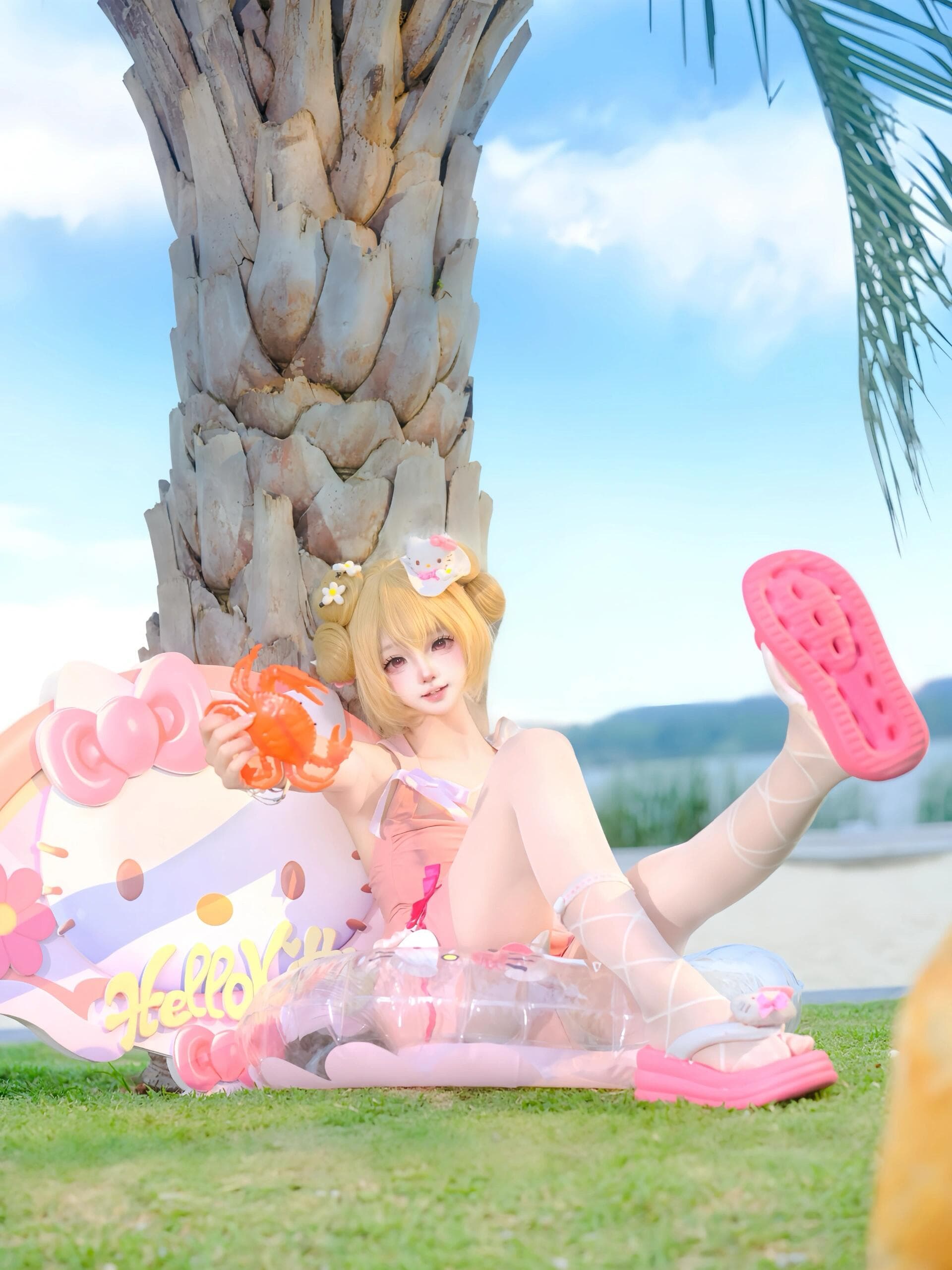 Xiaoqiao's white thigh-highs are pure temptation... Your eyes won't be able to look away 💞 - 2