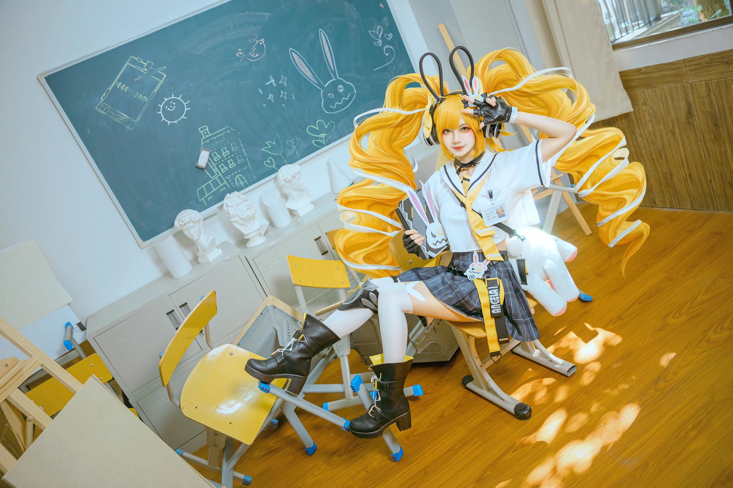 Enchanting Angela cosplay that will steal your heart! This adorable Arena of Valor mage combines innocence with undeniable allure. Watch as she casts a spell on you with her charming outfit and irresistible cuteness! - 2