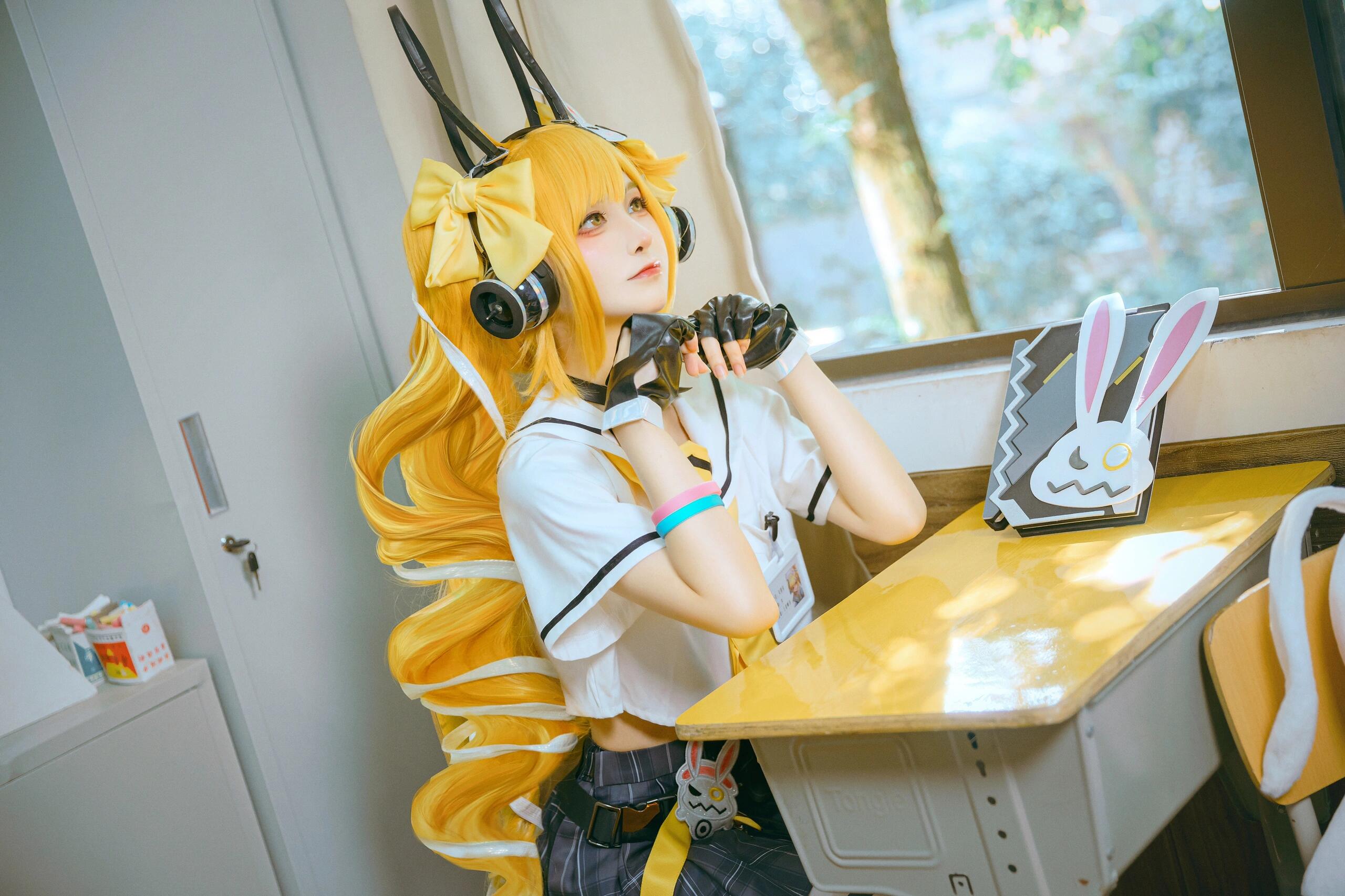 Enchanting Angela cosplay that will steal your heart! This adorable Arena of Valor mage combines innocence with undeniable allure. Watch as she casts a spell on you with her charming outfit and irresistible cuteness! - 5