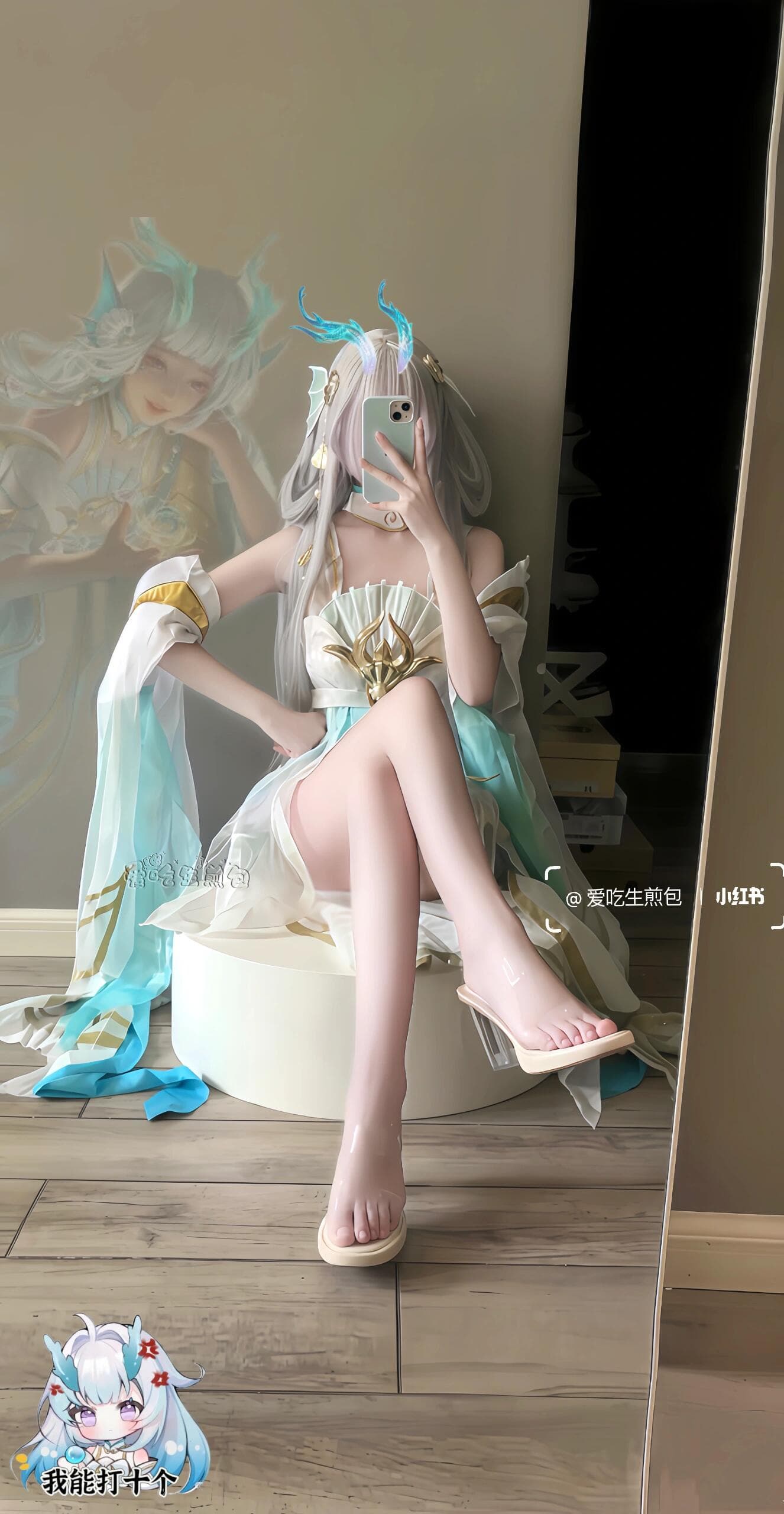 Mesmerizing Xishi cosplay that embodies elegance and sensuality! This legendary Arena of Valor beauty captivates with her graceful poses and stunning traditional-inspired outfit. A feast for the eyes that you won't want to miss! - 1