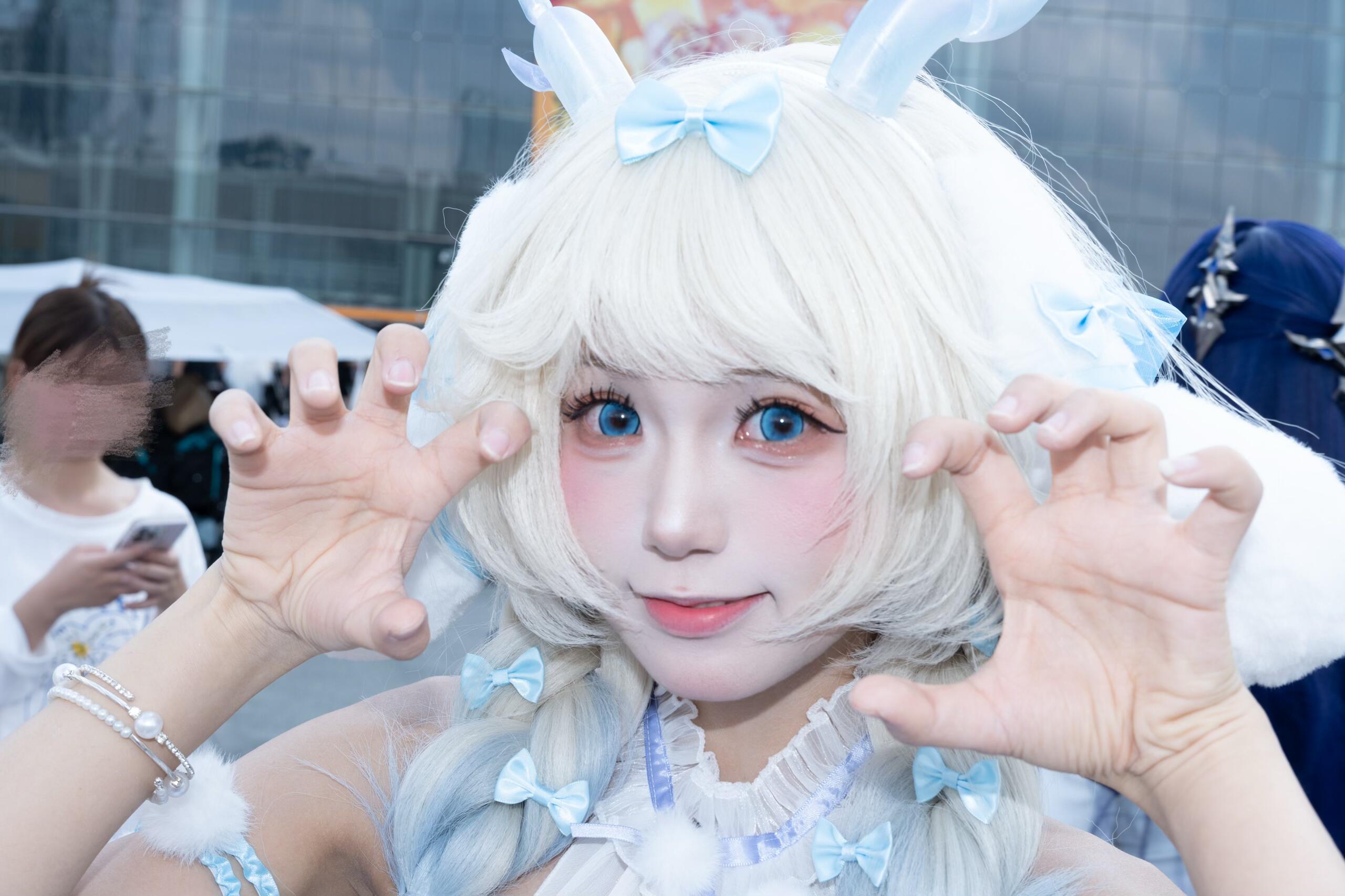 Adorably enchanting Yao cosplay that radiates cuteness and charm! This mystical Arena of Valor character brings playful innocence with a seductive touch. Her whimsical costume and captivating poses will leave you completely mesmerized! - 6