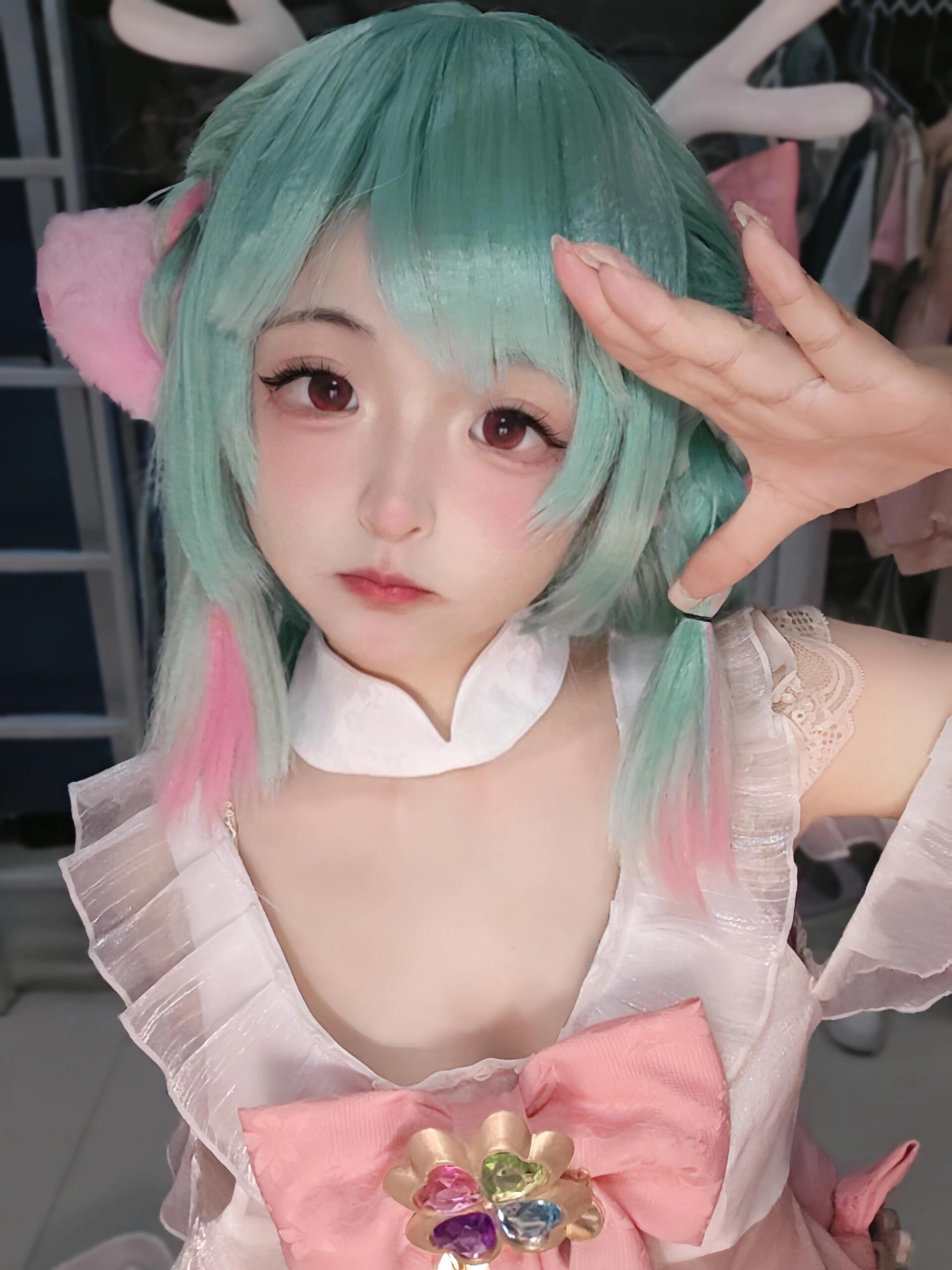 Mystical and alluring Yao cosplay that's pure eye candy! This enchanting Arena of Valor fairy brings magical beauty and playful seduction together perfectly. Her ethereal costume and charming expressions will leave you breathless! - 3