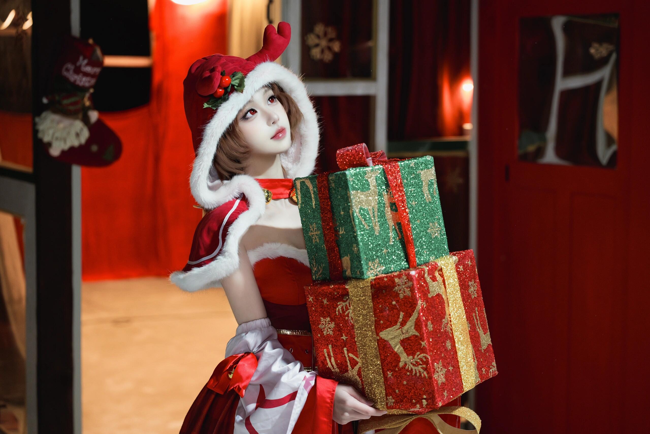 Diaochan is in for a naughty christmas - 5