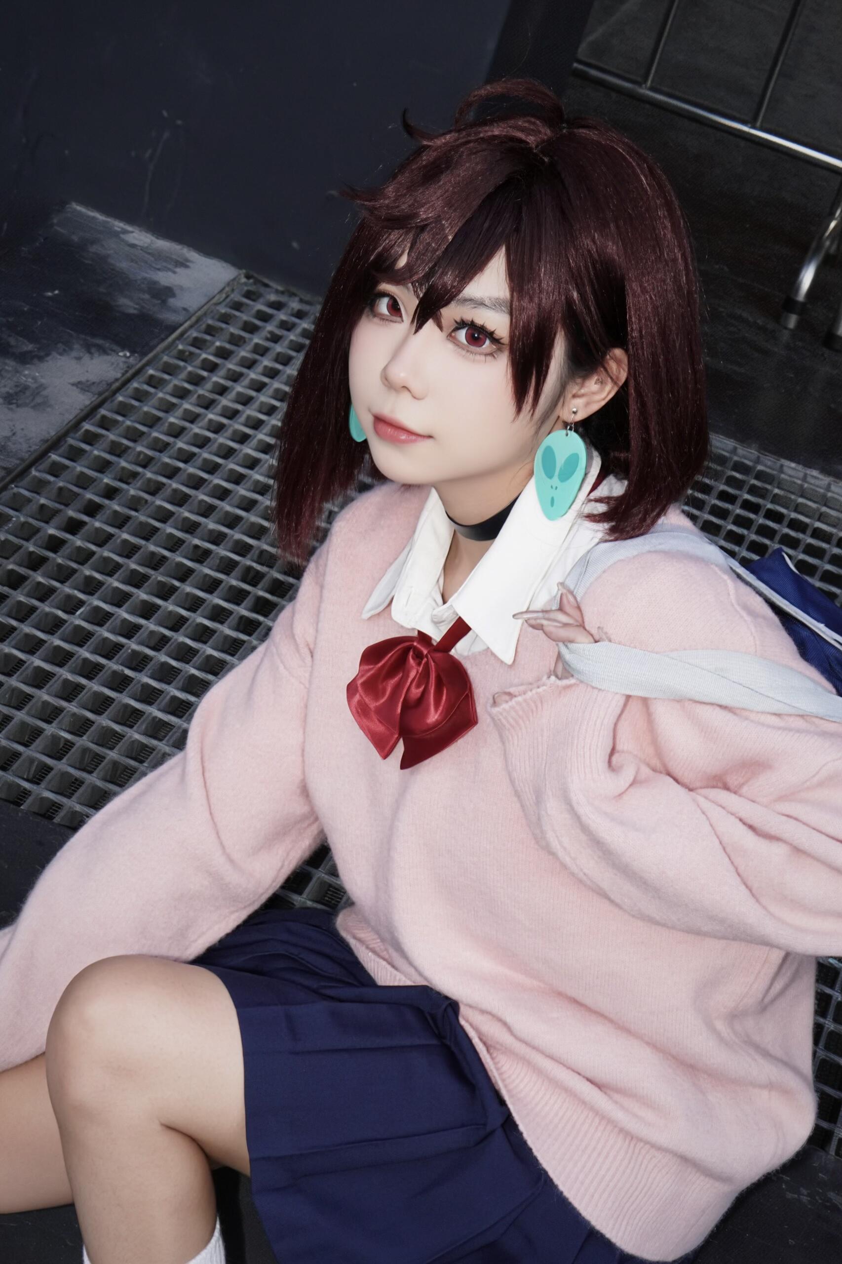 Magnificent Dandadan cosplay excellence in 6 stunning shots! This premium set delivers powerful visual impact with exceptional detail and seductive appeal. Each image radiates confidence and masterful execution. A standout collection that demands attention from serious enthusiasts! - 1