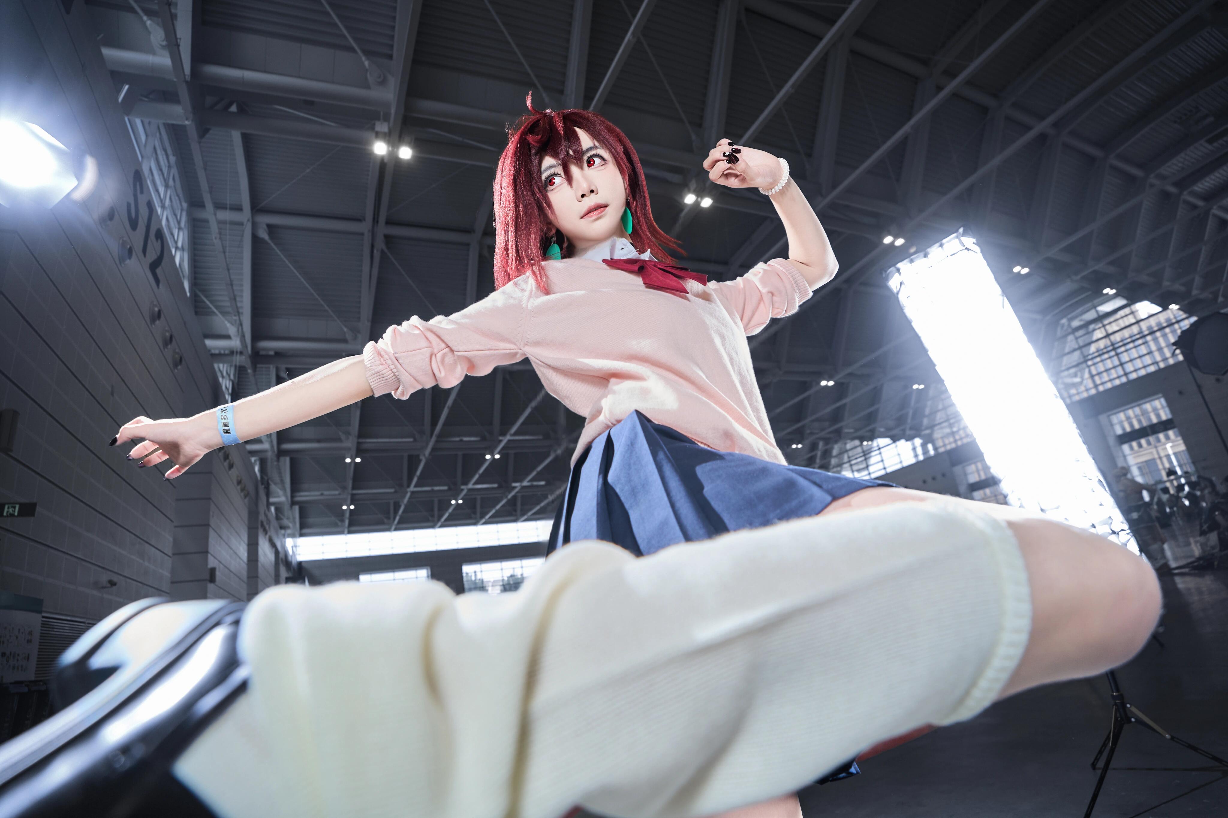 Fabulous Dandadan cosplay quintet with 5 irresistible images! This perfectly curated set showcases exceptional beauty and meticulous craftsmanship throughout. Every photo radiates seductive charm and flawless execution. An outstanding addition that delivers premium quality for true enthusiasts! - 3