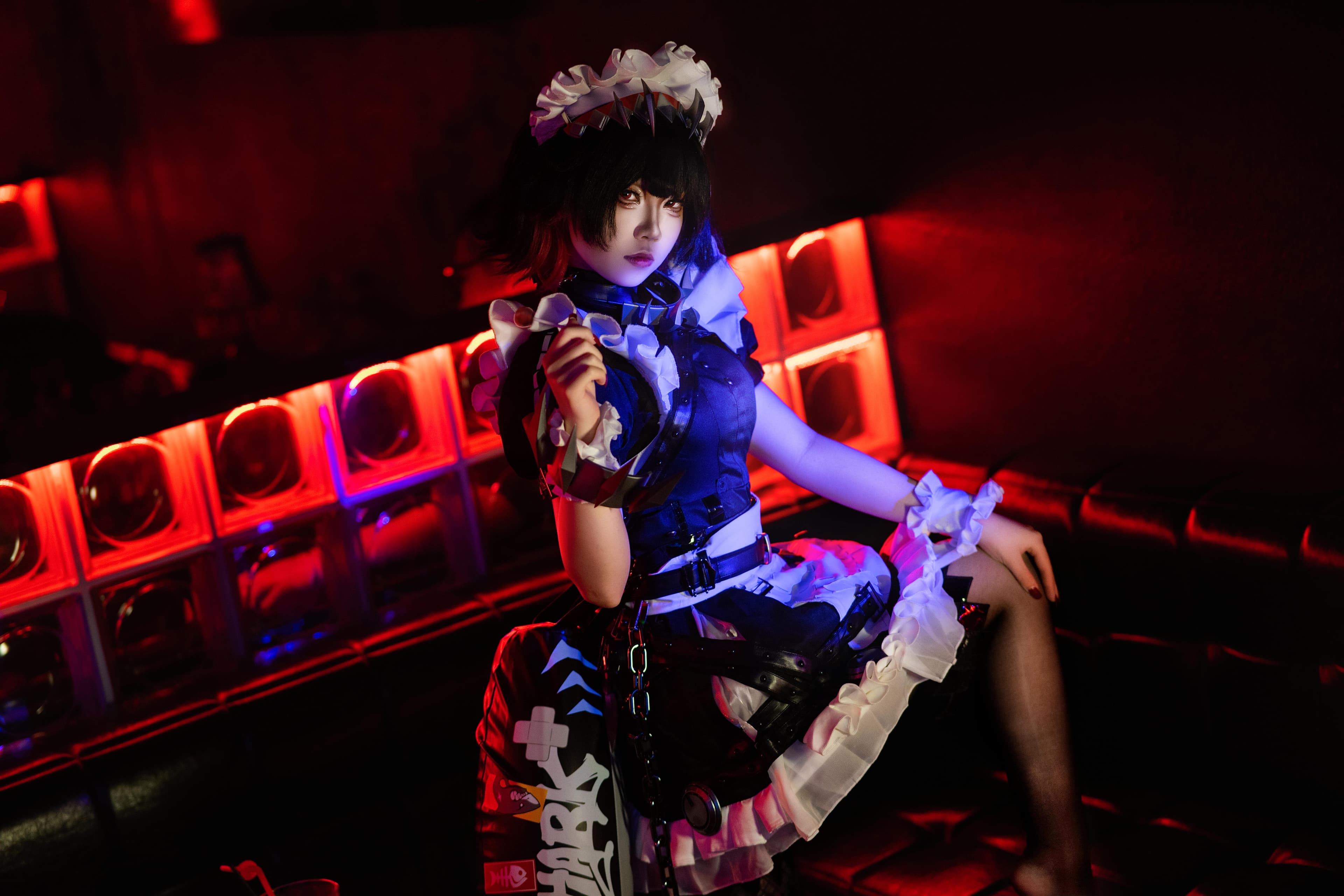 Stunning Ellen Joe from Zenless Zone Zero showcasing her beautiful bare feet in this captivating cosplay. Her confident style shines through as she teases with those gorgeous toes. Pure delight for foot enthusiasts who appreciate natural beauty without stockings. - 7